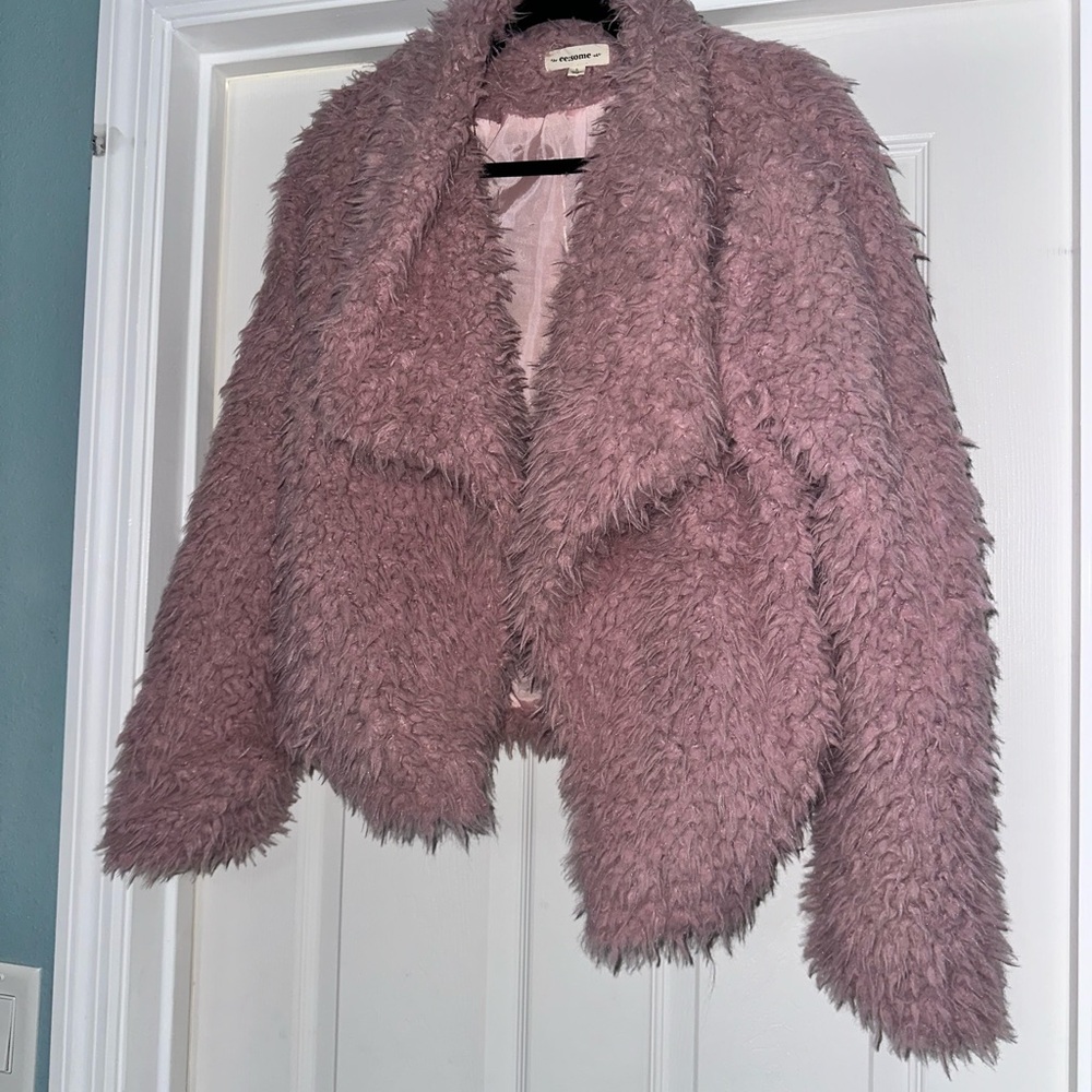 Eesome Women’s Mauve Teddy Jacket Size Large